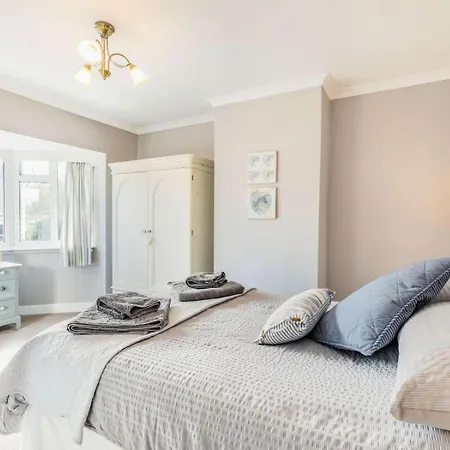 2 Bed In Oc-49508 Filey